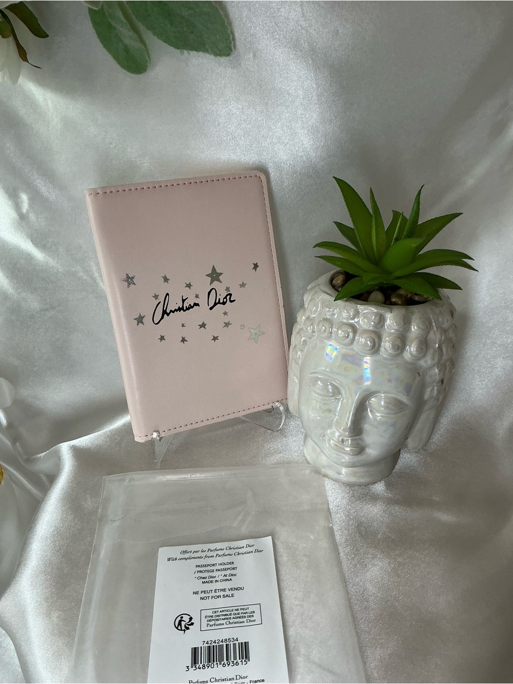 Gift with Purchase Dior Parfum Pale Pink Star Passport Cover with Silver Stars